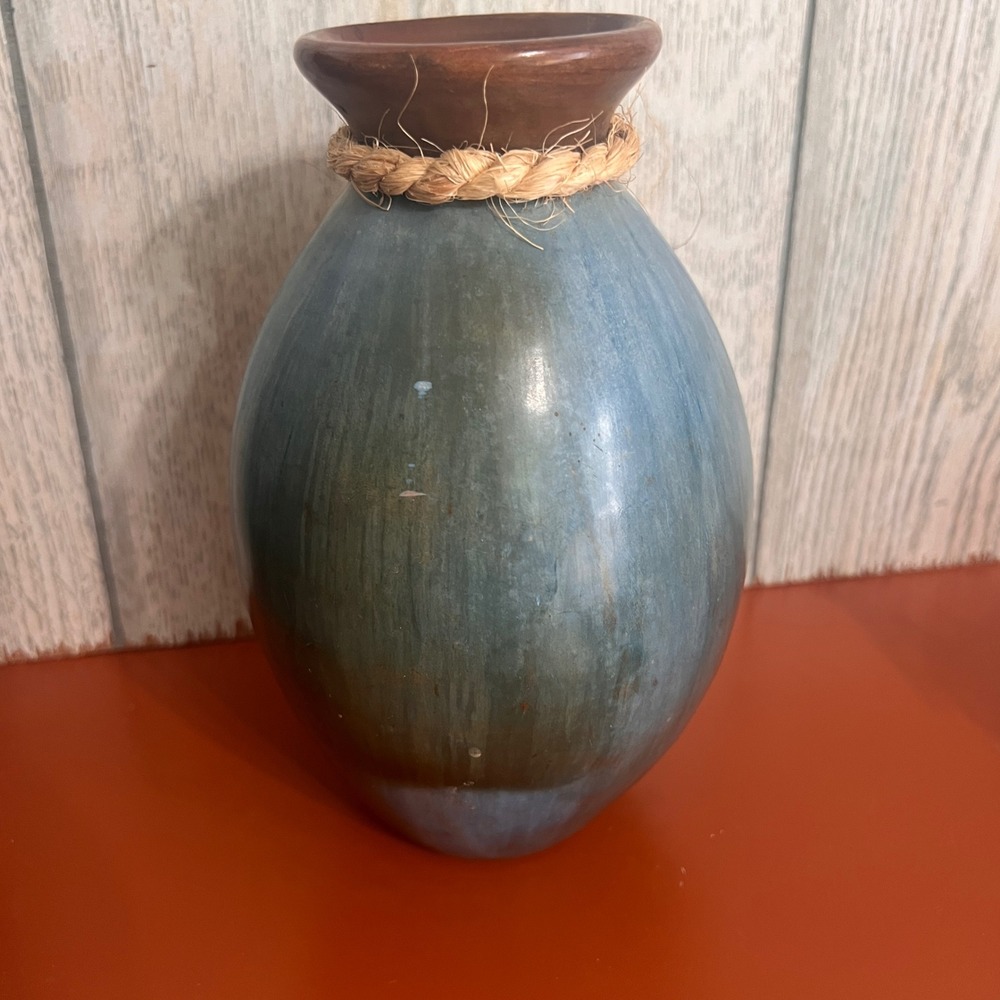 Handmade Blue Brown Glazed Ceramic Wall Pocket‎ Vase with Raffia Rope Accent